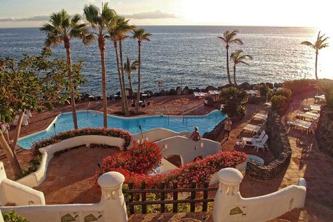 Tenerife Resorts Guide With Beach Holidays, Hotel Features, and Travel Resources