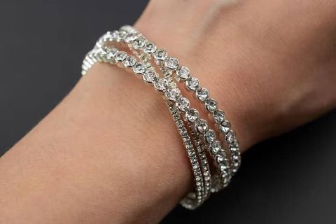Royal Emerald Necklace Basics With Emerald Selection, Designs, and Care Tips