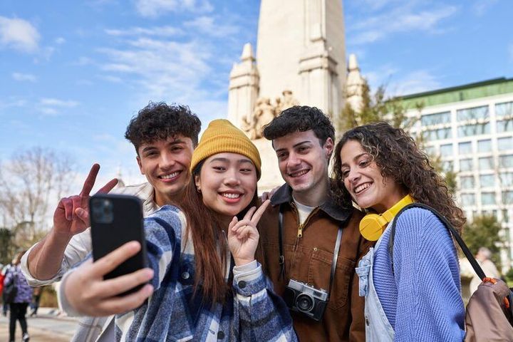 Explore International Student Travel With Study Destinations and Travel Planning Details