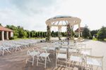 Discover Wedding Stage Rentals With Traditional, Modern, and Luxury Stage Designs