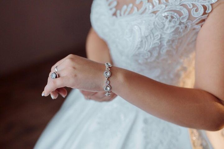 Diamond Tennis Bracelets Basics With Diamond Characteristics and Style Insights
